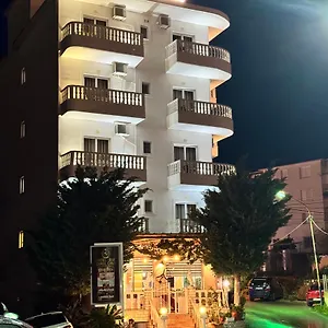 Hotel Driloni, Ksamil